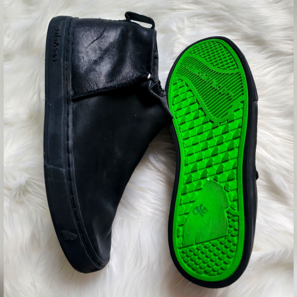 Santorisan Black Booties